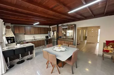 Casa em condomínio fechado com 2 quartos à venda na Avenida Paulo Roberto Vidal, Bela Vista, Palhoça