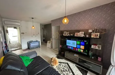 Casa com 3 dormitórios, sendo 1 suíte no condomínio terra nova