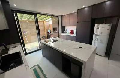 Casa de 3 dormitórios com linda área gourmet no Condominio Terra Nova