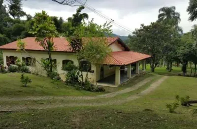 Chácara / sítio com 3 quartos à venda na Barrocão, 200, Barrocão, Piracaia