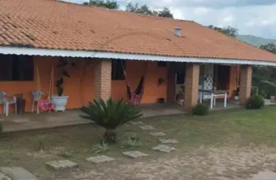 Casa em condomínio com 4 quartos e 4 vagas - atibaia-sp, portão 230m²
