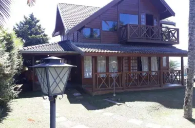 Casa em condomínio de luxo na represa de piracaia-sp: 3 quartos, 2 banheiros, 4 vagas na garagem, 150m² de luxo!