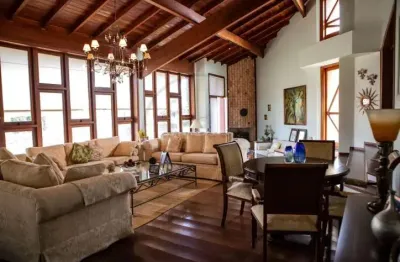 Excelente casa à venda no beiral das pedras em atibaia