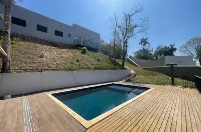 Chácara à venda em mairiporã-sp, terra preta: 3 quartos, 1 suíte, 2 salas, 3 banheiros, 4 vagas, 94m² de área!