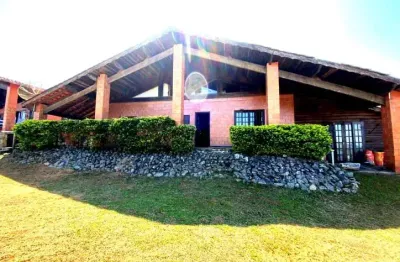 Casa de campo em condomínio à venda em piracaia-sp -  3 quartos, 1 suíte