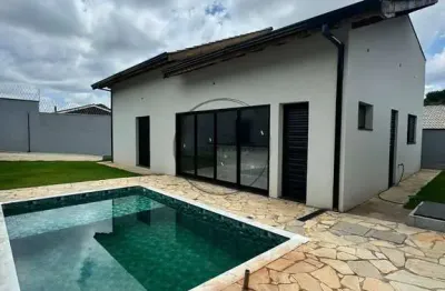 Casa com piscina à venda jd. estância brasil em atibaia