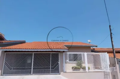 Casa térrea à venda próxima à alameda lucas nogueira garcez em atibaia
