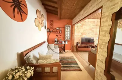 Casa com 5 quartos  à venda no condomínio recanto dos pássaros