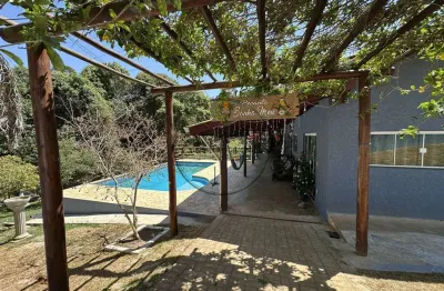 Chácara à venda com Piscina Aquecida no Estância Maria do Laranjal