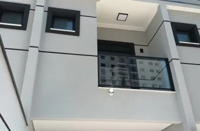 Maravilhoso sobrado novo a venda 03 dormitórios - jardim são paulo