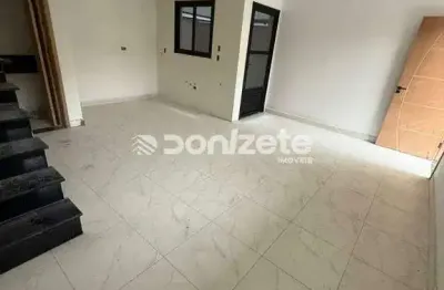 Sobrado à venda em Jardim Cristiane, Santo André – 3 Dormitórios (1 suíte) | Financiamento e Permuta