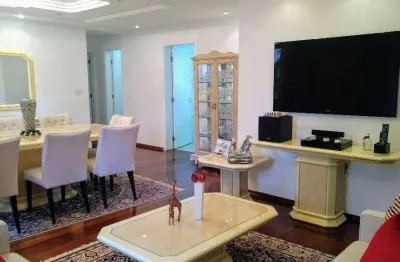 Apartamento 4 Dormitórios com 2 Vagas no Jardim, Santo André – 158 m², Frente