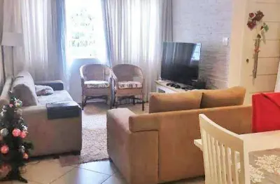 Sobrado 2 Pavimentos em Vila Valparaíso, Santo André – 3 Quartos (1 Suíte) e 2 Vagas