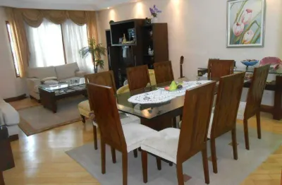 Sobrado para aluguel em Vila Scarpelli, Santo André - 3 suítes, 5 vagas