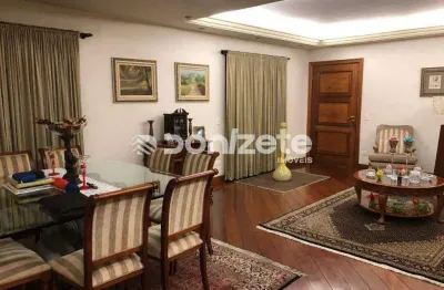 Apartamento residencial de 186 m² no Centro de Santo André – 4 quartos, 3 vagas, Aceita Financiamento