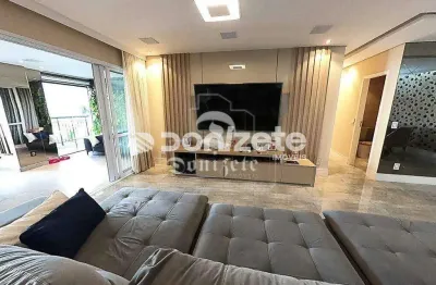 Apartamento de 4 suítes com 236 m², varanda gourmet, 4 vagas na Vila Gilda, Santo André – Financia e aceita permuta