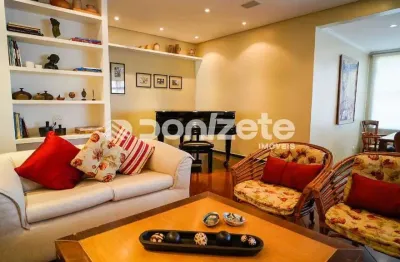Apartamento Residencial 3 Quartos com 3 Vagas em Jardim, Santo André – 176 m²