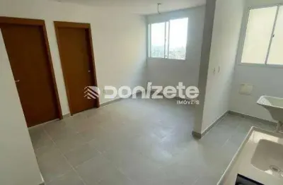 Oportunidade: Apartamento de 2 quartos com piscina em Vila Palmares, Santo André