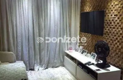 Apartamento com 3 dormitórios à venda, 76 m² por R$ 750.000,00 - Campestre - Santo André/SP