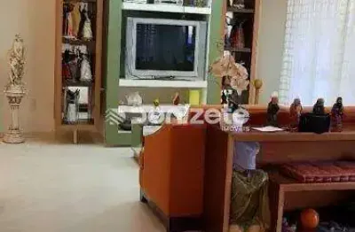 Apartamento de 3 suítes com 240 m² em Santo Antônio, São Caetano do Sul – 3 vagas