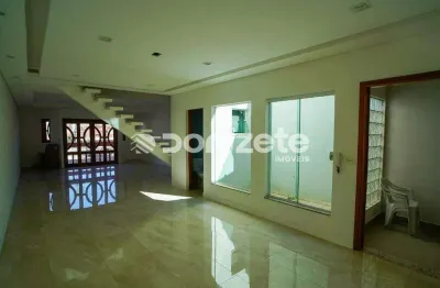 Sobrado com piscina - 3 suites e 8 vagas à venda, 200 m² por R$ 1.450.000,00 - Santa Maria - Santo André/SP