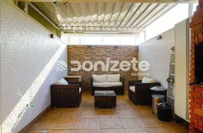 Sobrado com 3 dormitórios à venda, 129 m² por R$ 770.000,00 - Utinga - Santo André/SP