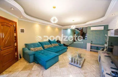 Sobrado Residencial de 366 m² com 3 suítes, 4 vagas — Parque das Nações, Santo André