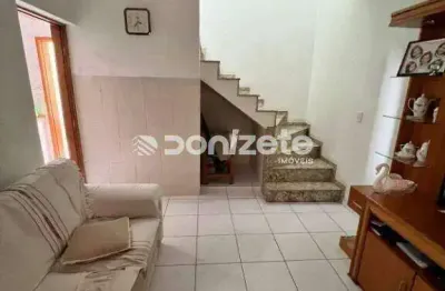 Sobrado com 3 dormitórios à venda, 155 m² por R$ 559.900,00 - Vila Camilópolis - Santo André/SP