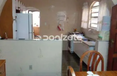 Sobrado com 3 dormitórios à venda, 272 m² por R$ 979.900,00 - Vila Valparaíso - Santo André/SP