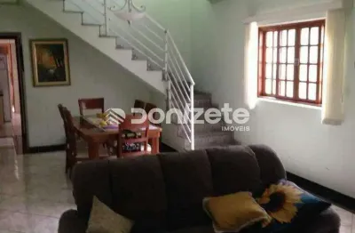 Sobrado residencial em Vila Luzita, Santo André – 3 dorms (1 suíte), 309 m²