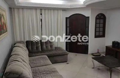 Sobrado 4 Quartos no Parque Oratório, Santo André – Financia