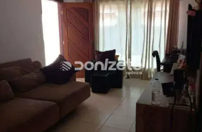 Sobrado 3 Dormitórios com 4 Vagas em Vila Floresta, Santo André – Pronto para Morar