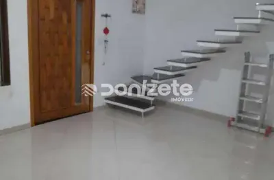 Sobrado à venda no Vila Palmares, Santo André – 171 m² úteis, 126 m² de terreno