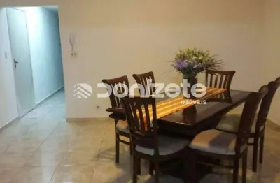 Sobrado 3 Quartos com 5 Vagas em Santa Teresinha, Santo André – Ótima Oportunidade