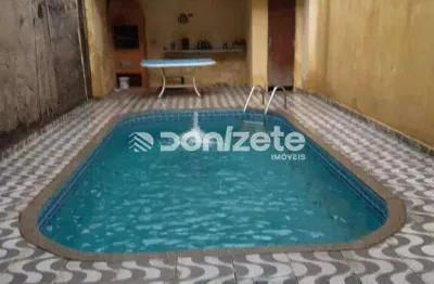 Sobrado com 2 dormitórios à venda, 130 m² por R$ 499.000,01 - Jardim Utinga - Santo André/SP