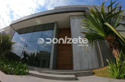 Sobrado Residencial à Venda em Cerâmica, São Caetano do Sul – 5 suítes, 6 vagas