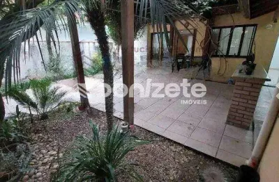 Sobrado com 3 dormitórios à venda, 295 m² por R$ 950.000,00 - Jardim - Santo André/SP