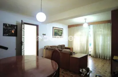 Sobrado com 3 dormitórios à venda, 212 m² por R$ 645.999,98 - Campestre - Santo André/SP