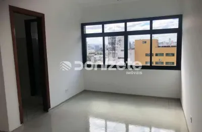 Sala Comercial de 60 m² no Centro de Santo André – 2 Salas, 2 Banheiros