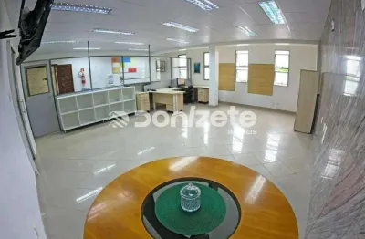 Prédio à venda, 264 m² por R$ 1.590.000,00 - Vila Boa Vista - Santo André/SP