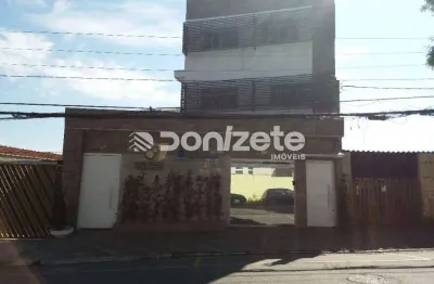 Prédio Comercial à Venda em Santo André – Vila Curuçá (1.632 m²)