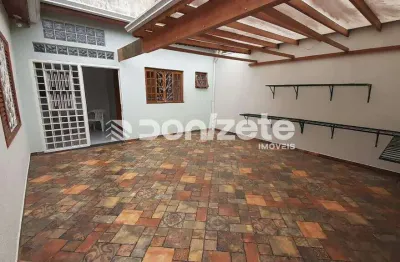 Casa com 2 dormitórios à venda, 169 m² - Santa Maria - Santo André/SP