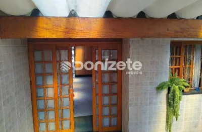 Casa com 3 dormitórios à venda, 150 m² por R$ 789.900,00 - Vila Alzira - Santo André/SP