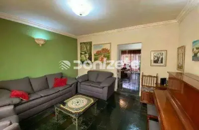 Casa à Venda no Campestre, Santo André - 3 Quartos, 2 Vagas, 145m²