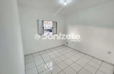 Casa à venda em Santo André - Centro, 2 quartos, 2 vagas e 102 m² de área interna