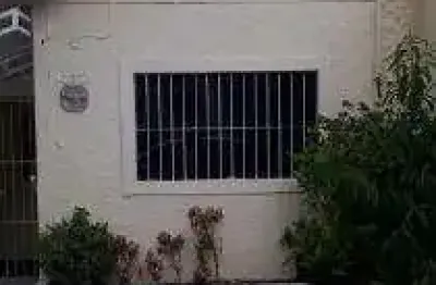 Casa Residencial à Venda em Santo André (Centro) – 2 Quartos, 1 Vaga, Financiamento