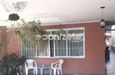 Casa com 3 dormitórios à venda, 185 m² por R$ 2.599.900,00 - Jardim - Santo André/SP