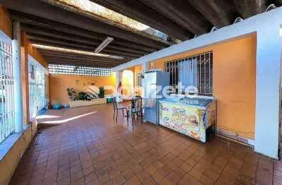 Casa com 2 dormitórios à venda, 121 m² por R$ 636.000,00 - Vila América - Santo André/SP