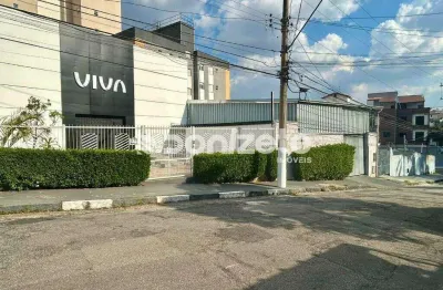 Casa à venda na Vila Alpina, Santo André – 3 quartos, 1 suíte, 4 vagas, frente