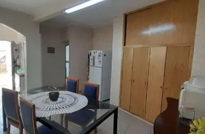 Casa à venda em Santo André (Vila Metalúrgica) - 3 quartos, 1 suíte, 240 m²
